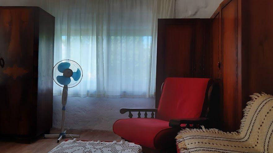Будинок, 1346 м², 34 796$ — FAKTOR